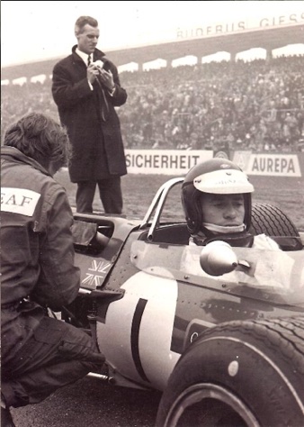 Sur la grille, avant le départ...
Contribution Terry Clark/Facebook